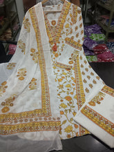 *New Floral Motif Printed Cotton kurta Set the kurta and Pleated Salwar and Soft Cotton Dupatta*💃💃